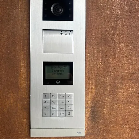 Przyjazni 16 26 - Self Check-in 20h - Lift * Wrocław
